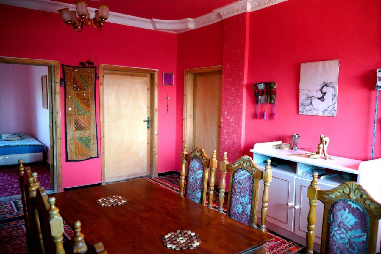 Bedouin Pink Ecohouse Bed & Breakfast Wadi Musa Ngoại thất bức ảnh
