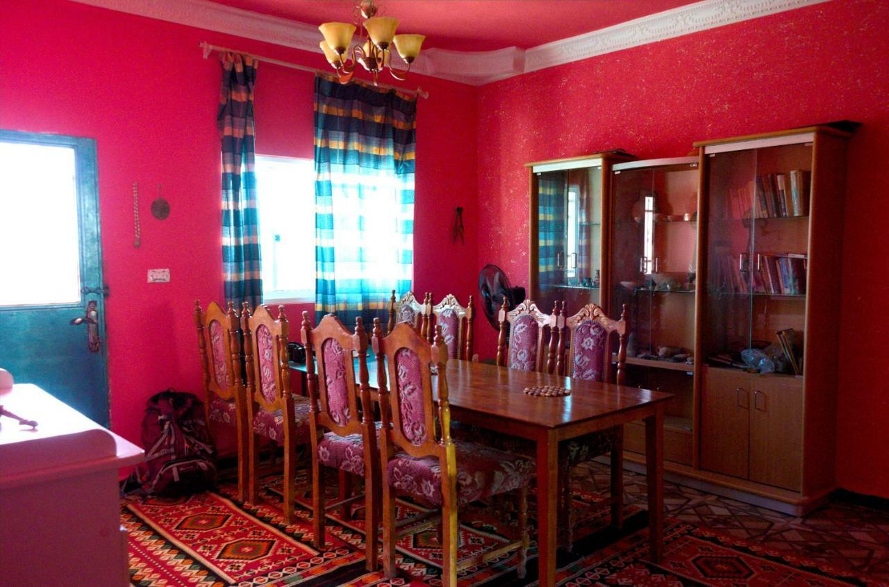 Bedouin Pink Ecohouse Bed & Breakfast Wadi Musa Ngoại thất bức ảnh