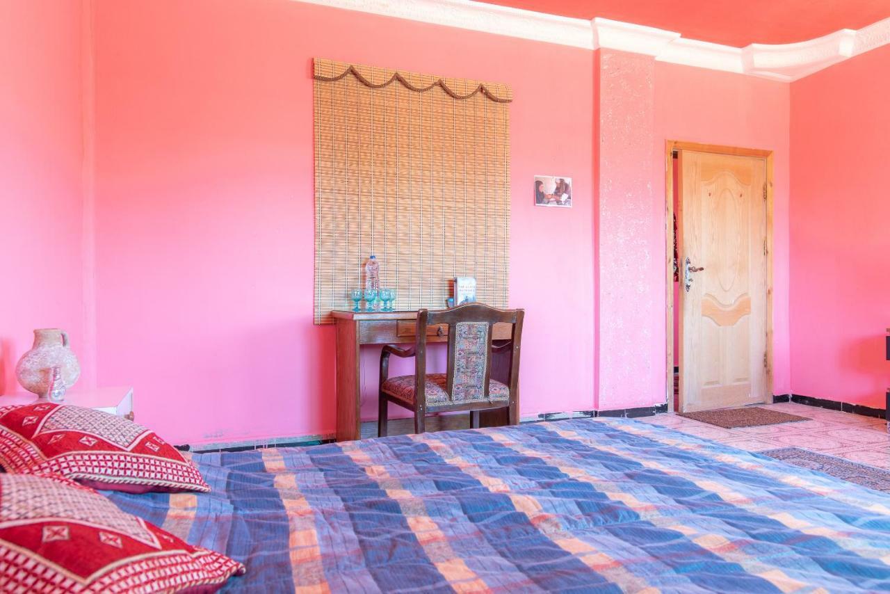 Bedouin Pink Ecohouse Bed & Breakfast Wadi Musa Ngoại thất bức ảnh